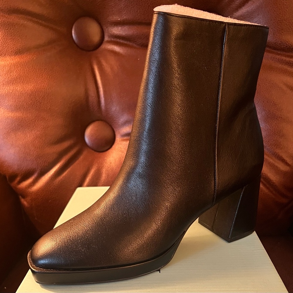 New Chinese Laundry Black Boots 9